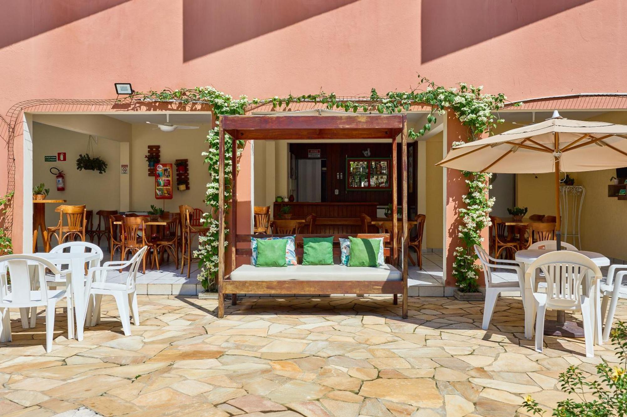 Hotel Ponta Toninhas