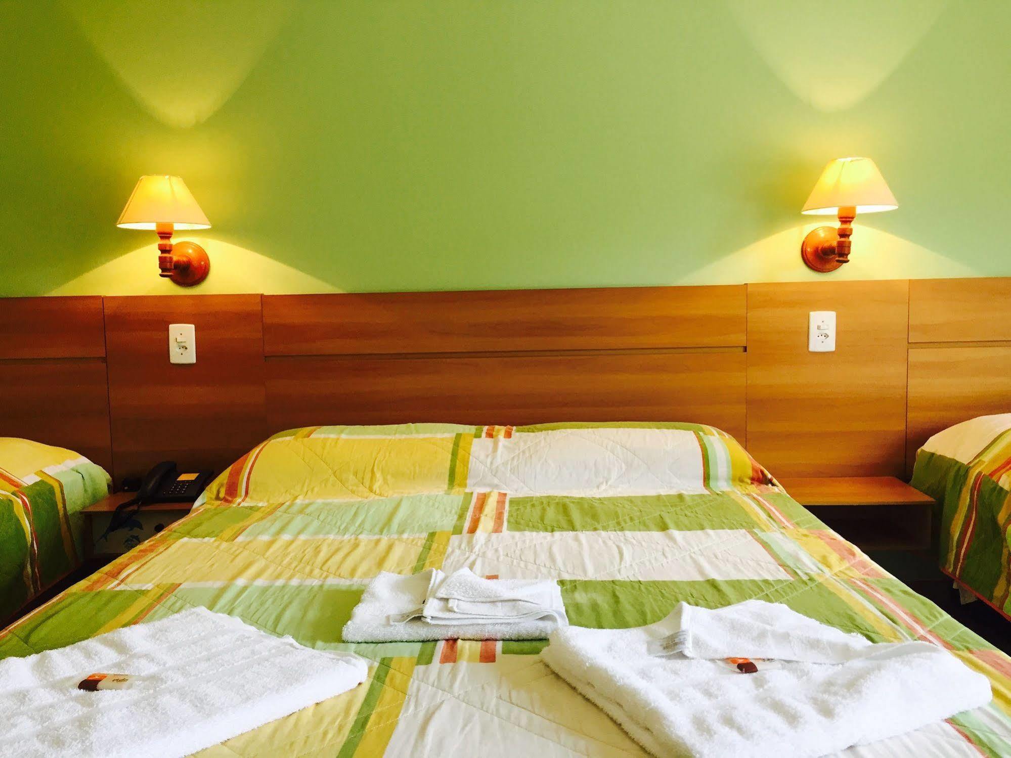 Ponta Toninhas Hotel 2*